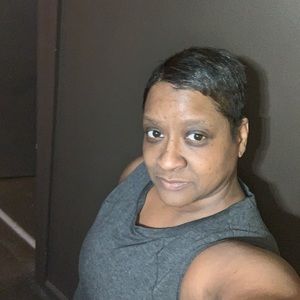 Meet your Posher, Cassandra